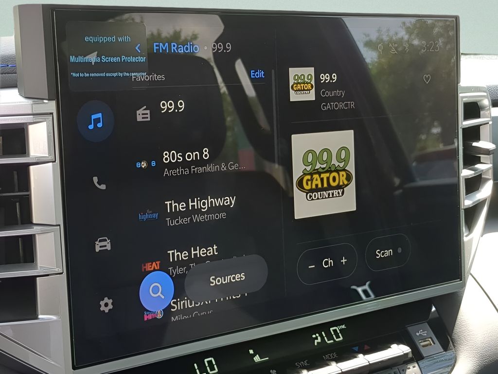 2025 Toyota Tundra Platinum - Photo 17