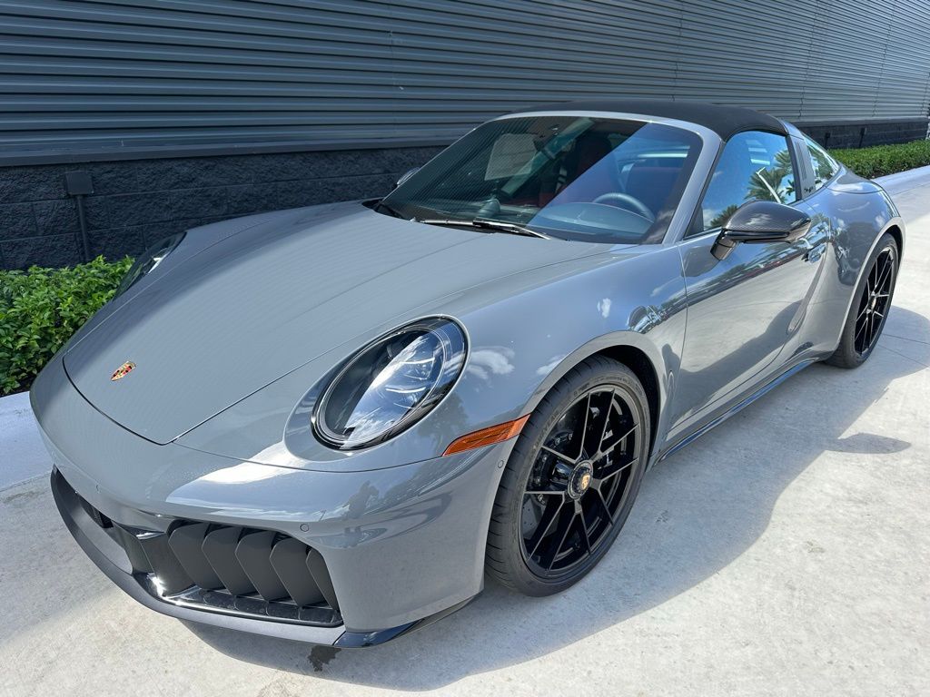 Thumbnail: 2025 Porsche 911 - 6