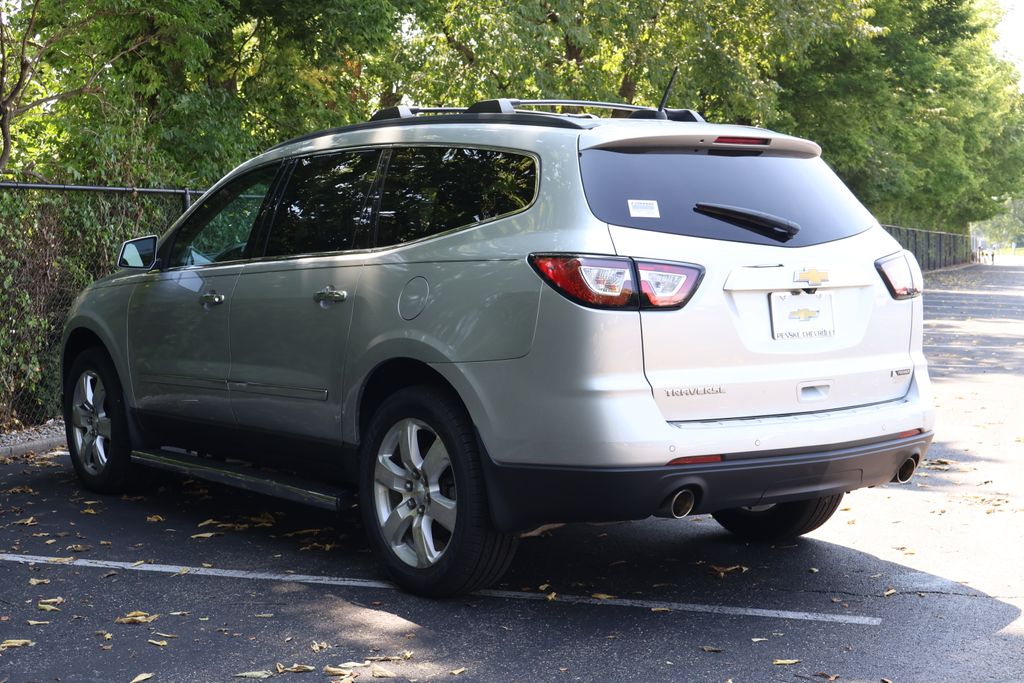 Thumbnail: 2017 Chevrolet Traverse - 5