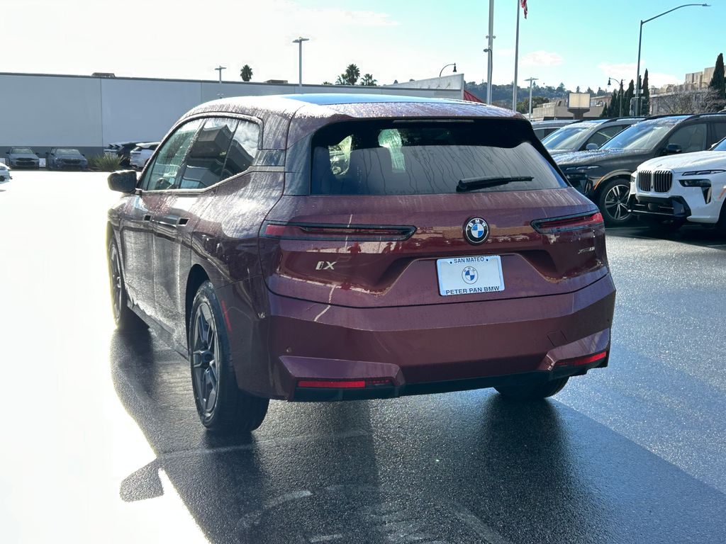 Thumbnail: 2026 BMW iX - 3