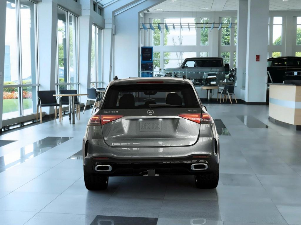 Thumbnail: 2026 Mercedes-Benz GLE - 24