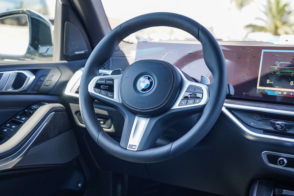 2025 BMW X5 xDrive50e 15