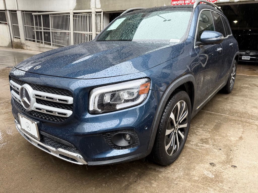 Blue 2023 Mercedes-Benz GLB SUV / Crossover All-Wheel Drive 8-Speed Dual Clutch