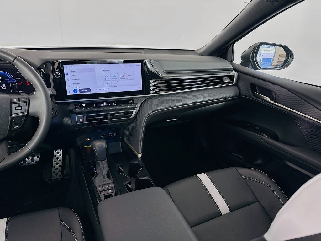 Thumbnail: 2025 Toyota Camry - 23