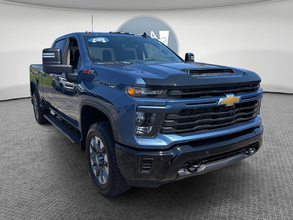 Lakeshore Blue Metallic 2025 Chevrolet Silverado 2500HD Custom Crew Cab 4WD Pickup Truck Four-Wheel Drive Automatic