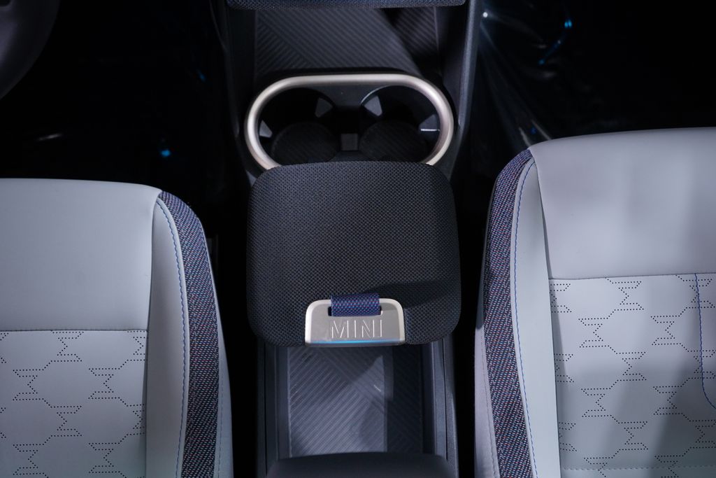 Thumbnail: 2025 MINI Cooper Countryman - 14