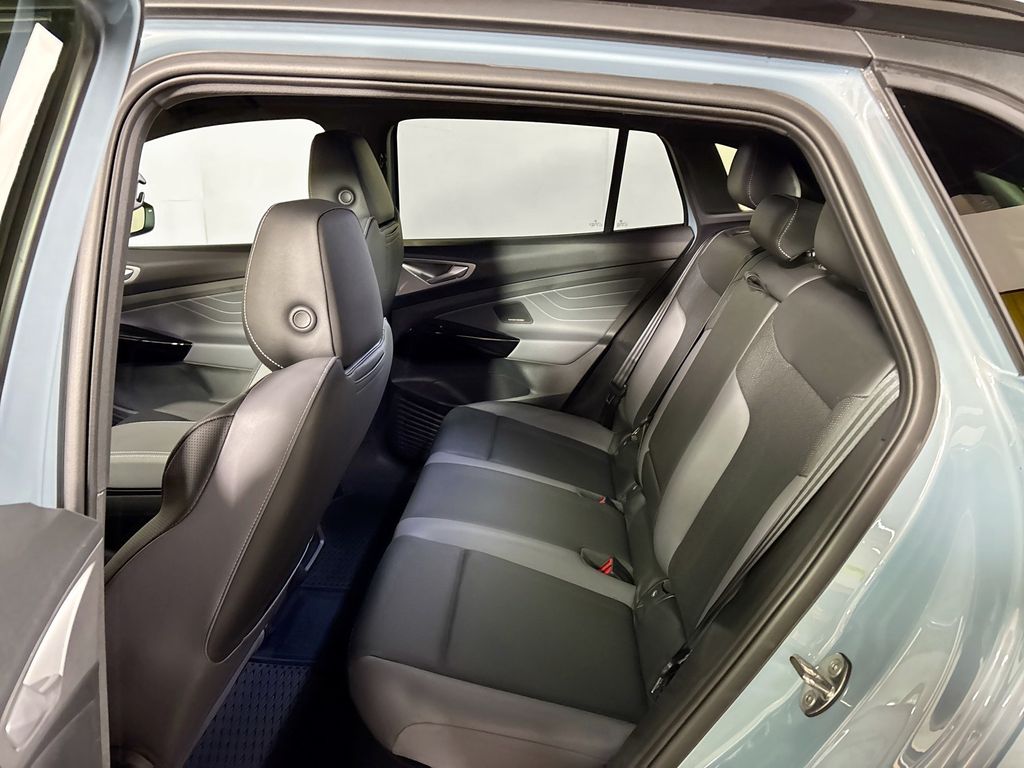 2025 Volkswagen ID.4 Pro S Plus