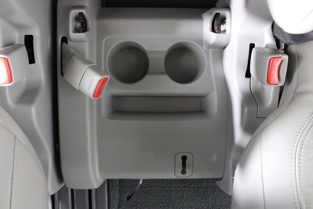 Used 2018 Toyota Sienna for sale in 