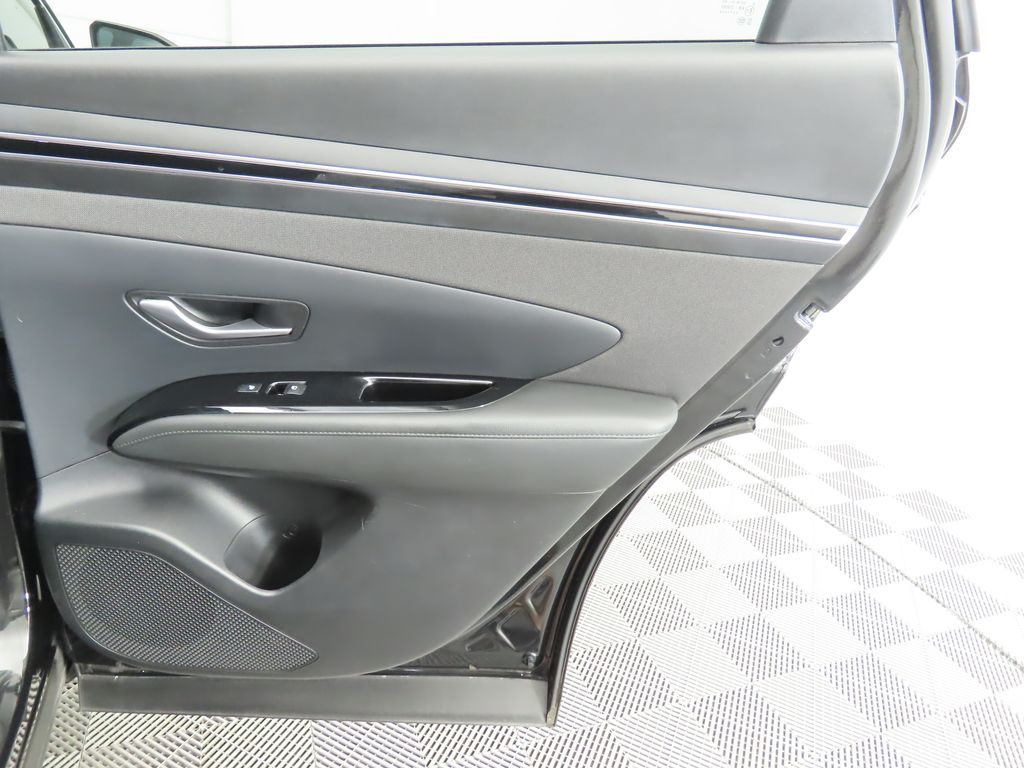 2023 Hyundai Tucson Limited 27