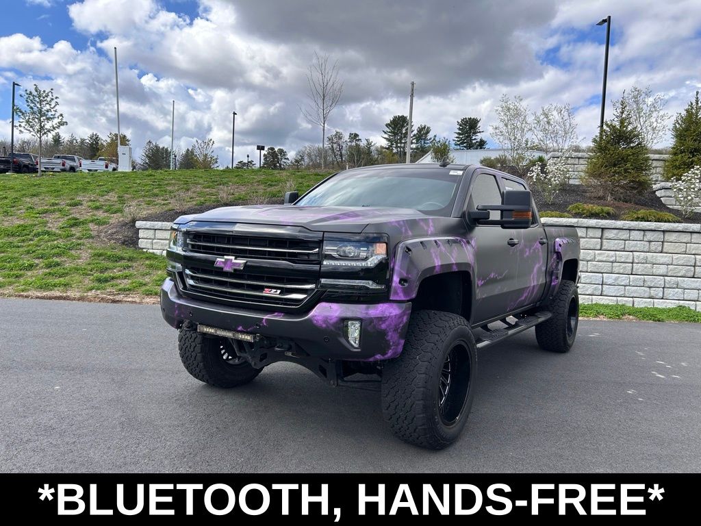 View vehicle photo 3