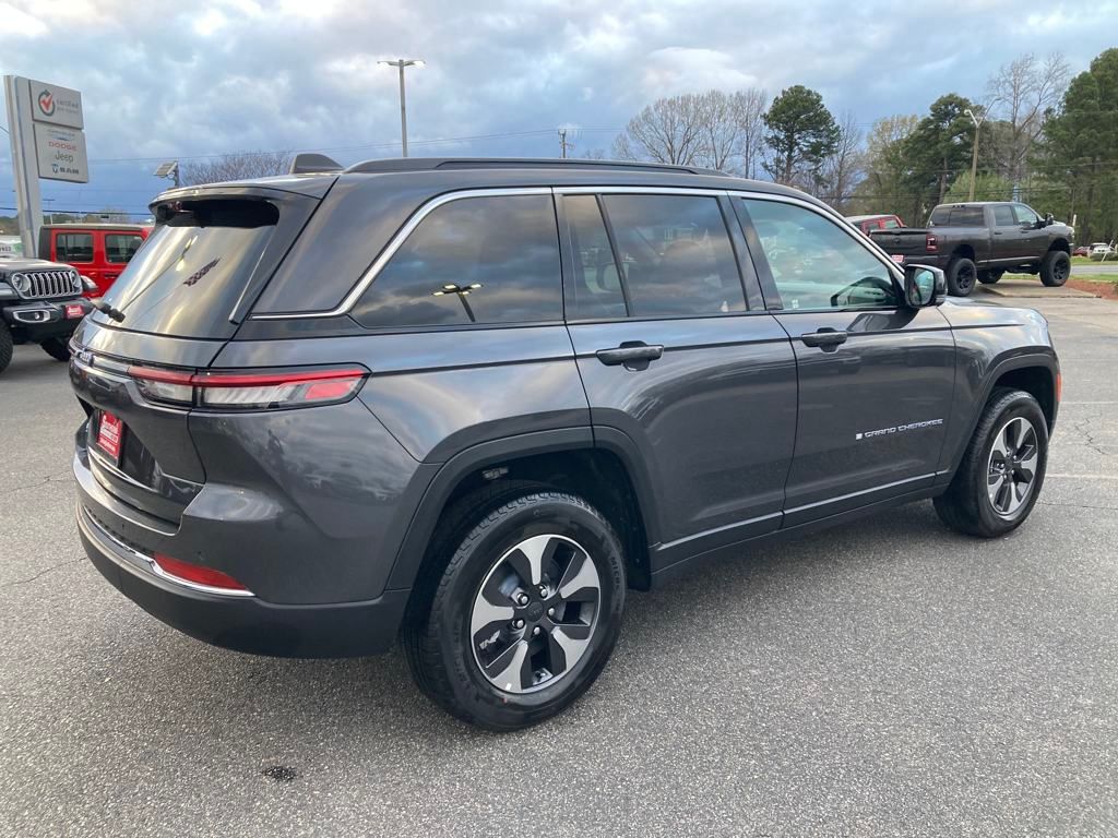 New 2024 Gray Jeep 4xe image 5