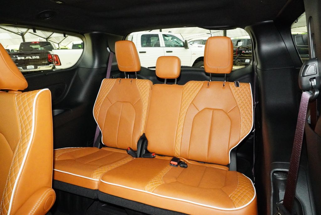 Used Car 2024 Chrysler Pacifica  Pinnacle For Sale Under $50,000 In Weatherford, Texas