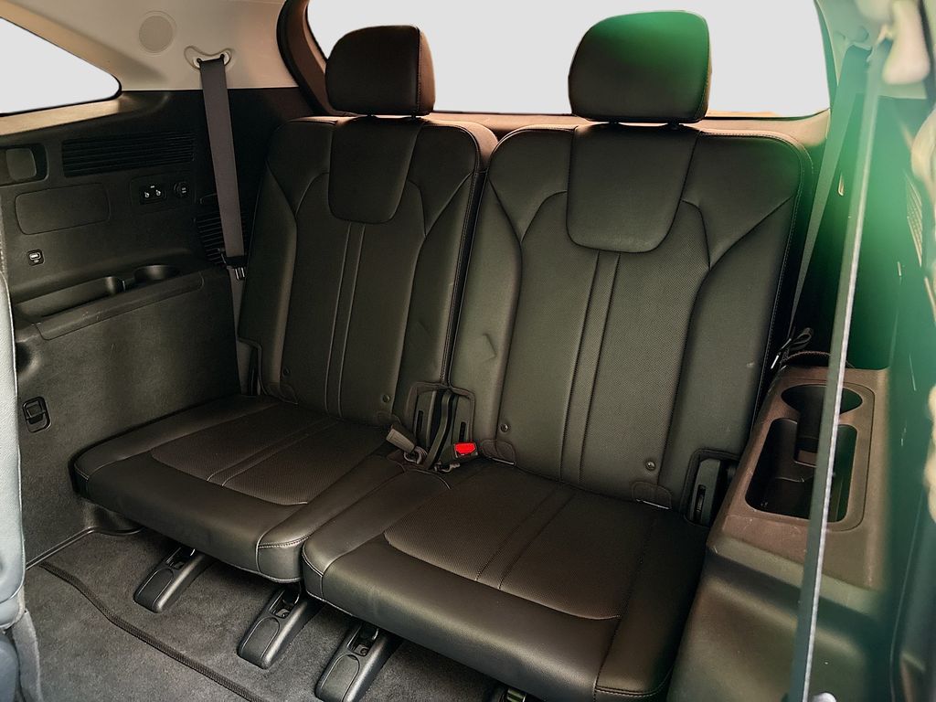 Thumbnail: 2021 Kia Sorento - 23