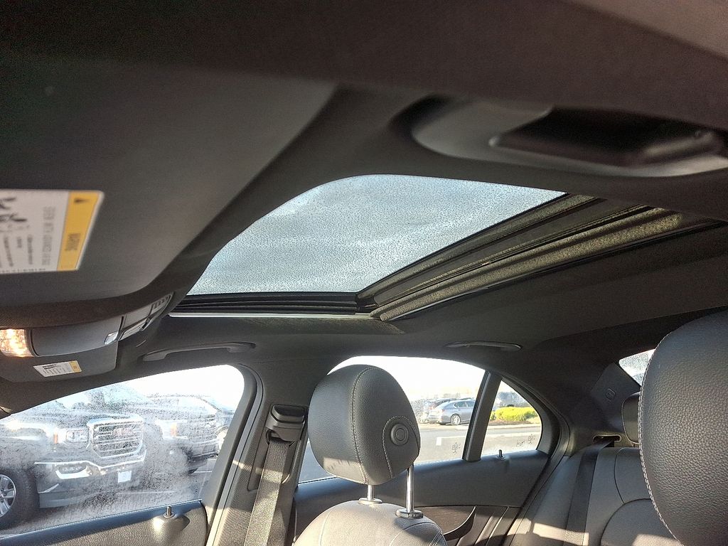 Thumbnail: 2020 Mercedes-Benz C-Class - 14