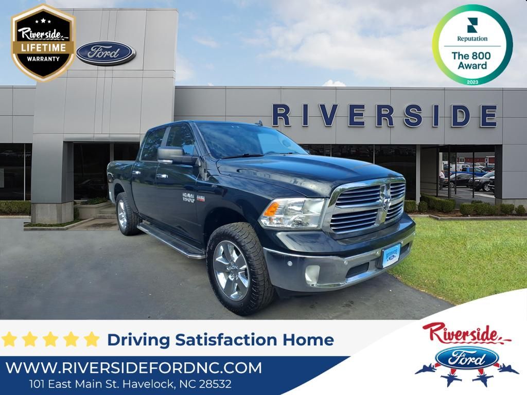 Black Forest Green Pearlcoat 2017 RAM 1500 Big Horn Crew Cab 4WD Pickup Truck Four-Wheel Drive 8-Speed Automatic