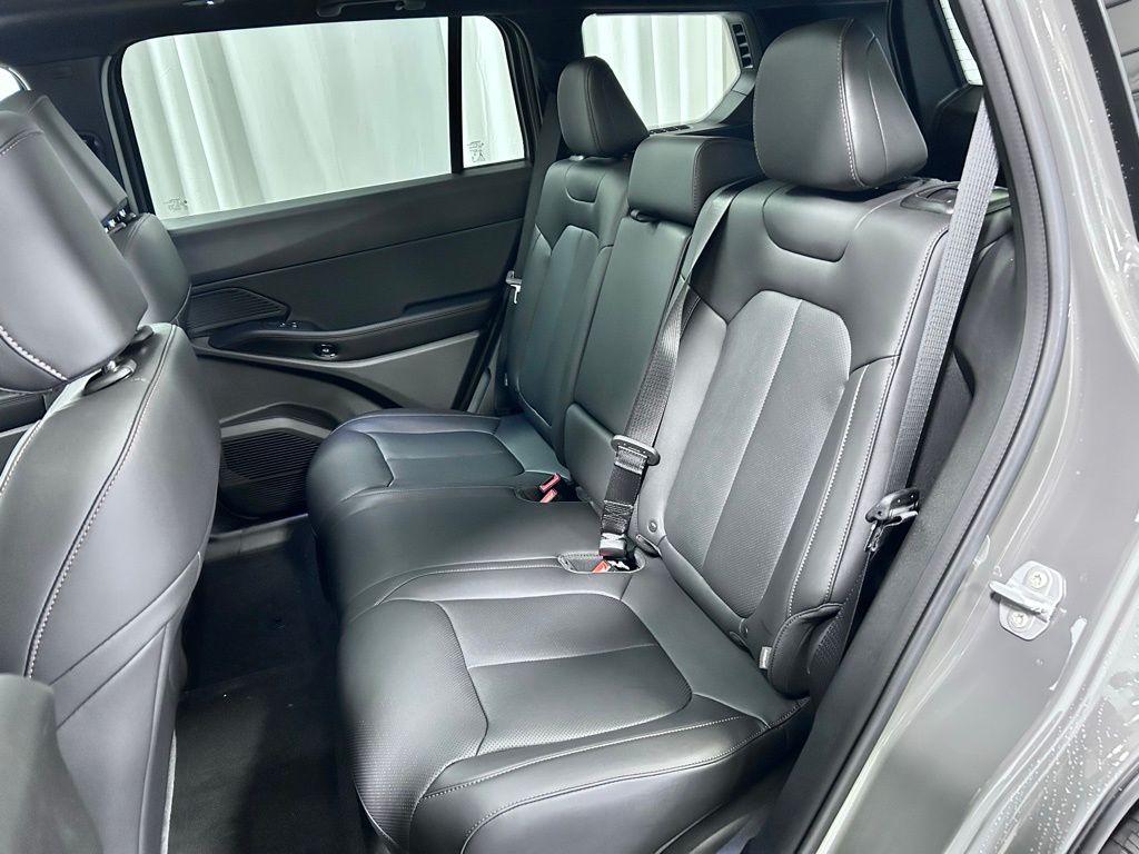 new 2026 Jeep Cherokee car, priced at $43,185