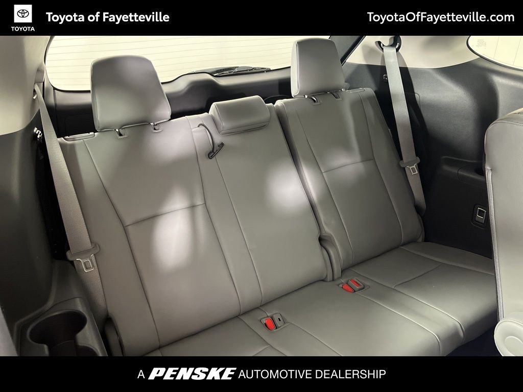 Thumbnail: 2021 Toyota Highlander - 11