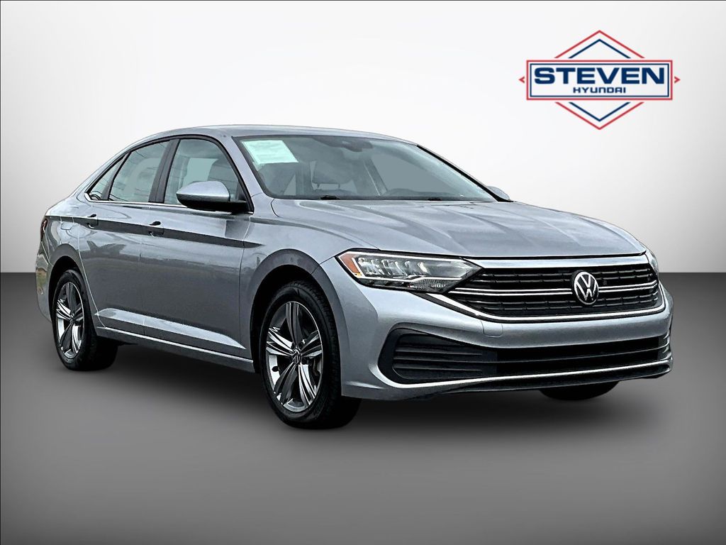 Silver 2024 Volkswagen Jetta Sedan Front-Wheel Drive 8-Speed Automatic