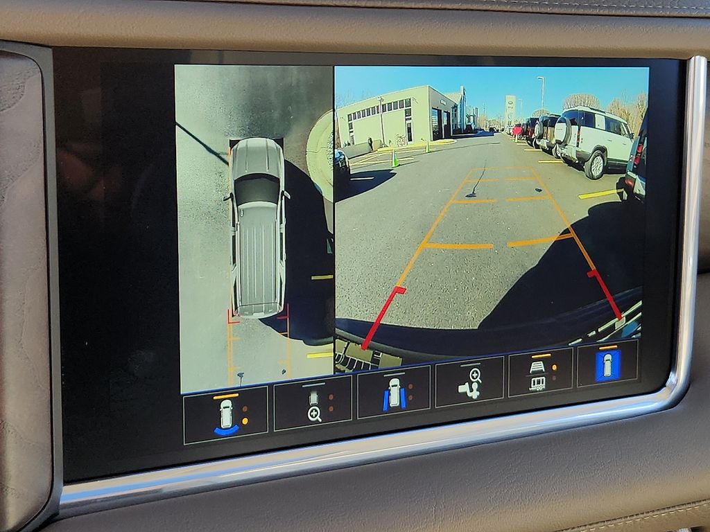 Thumbnail: 2022 GMC Yukon - 20