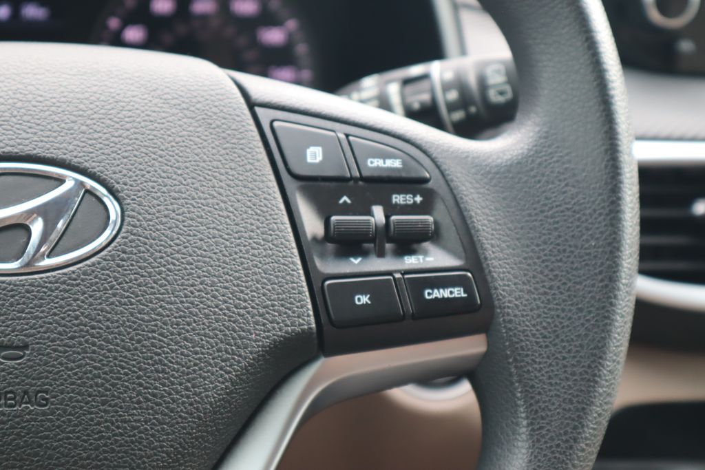 Thumbnail: 2019 Hyundai Tucson - 12