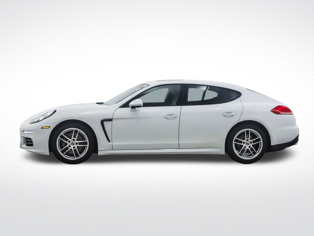 Thumbnail: 2014 Porsche Panamera - 2