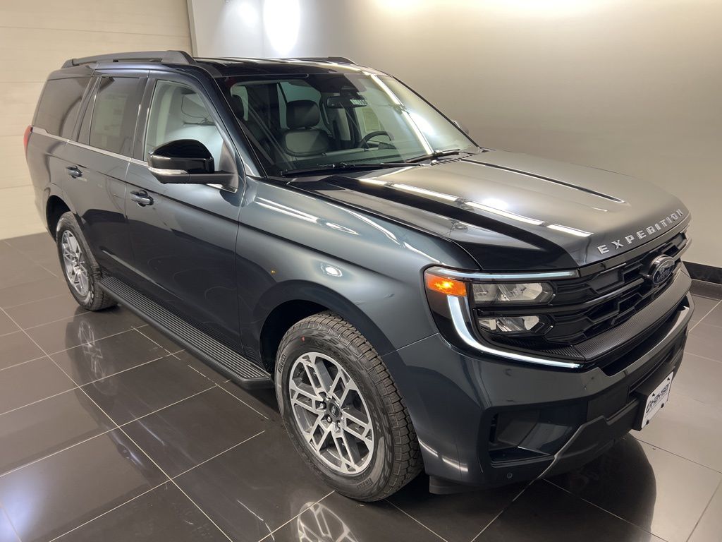 2026 Ford Expedition Active