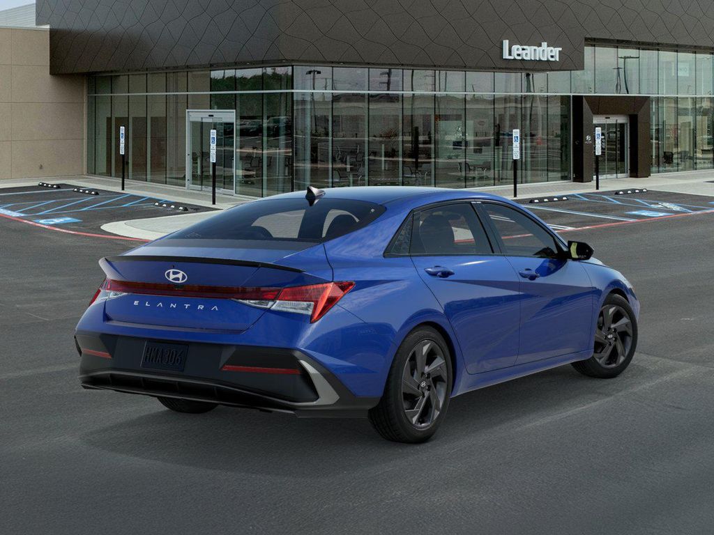 Thumbnail: 2026 Hyundai Elantra - 4