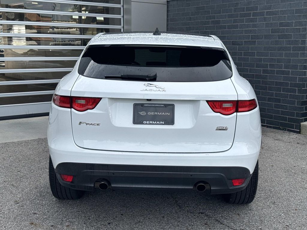 Used 2020  Jaguar 25t Prestige image 5