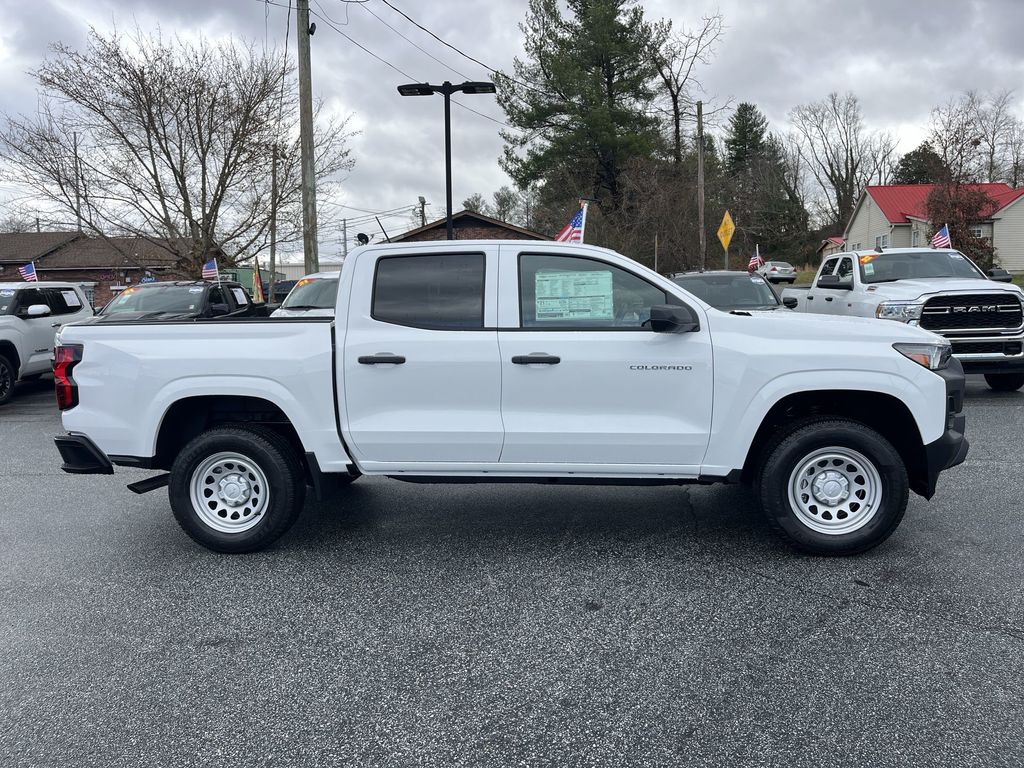 2024 Chevrolet Colorado Work Truck photo