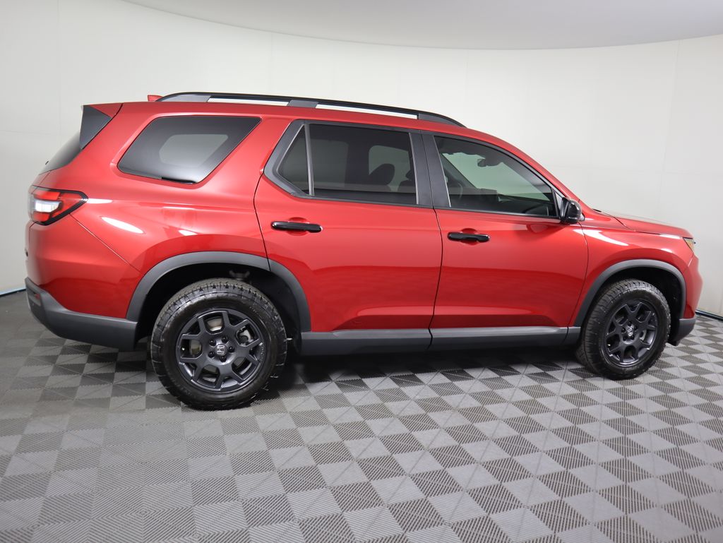 Thumbnail: 2024 Honda Pilot - 4