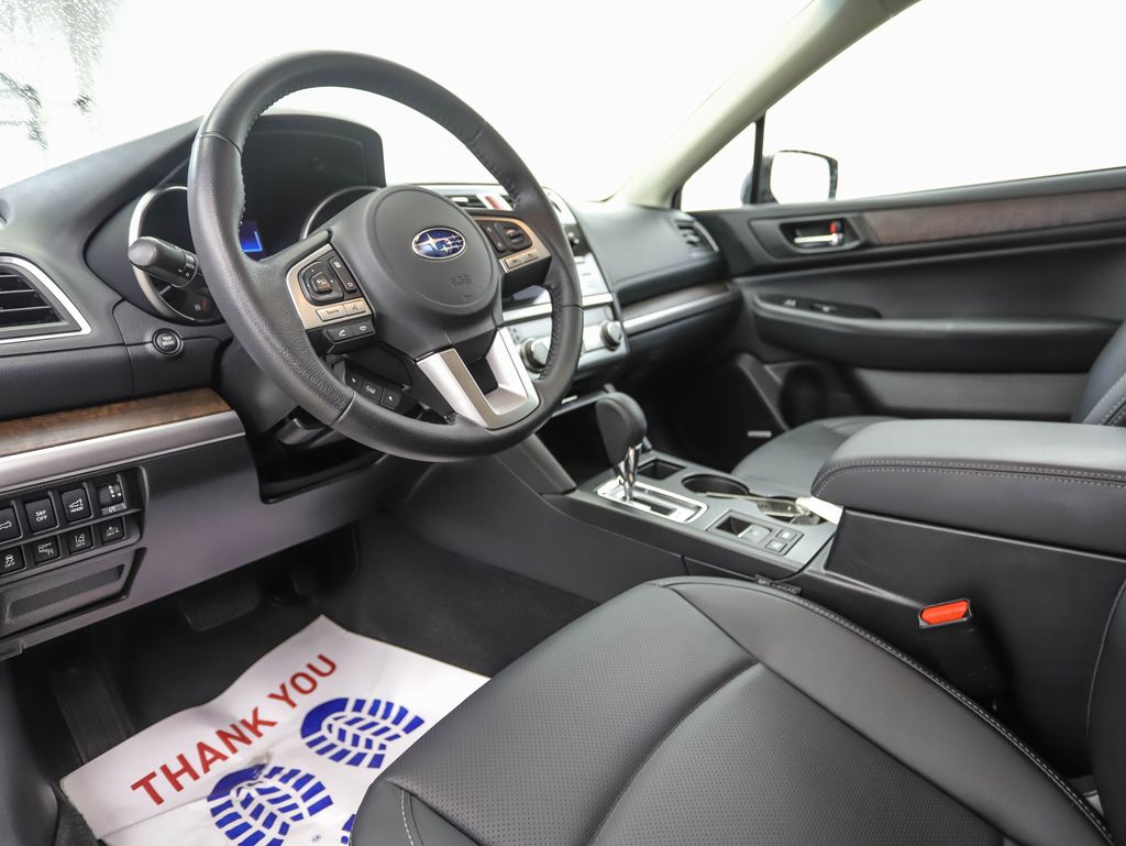 2017 Subaru Outback 2.5i Limited 10