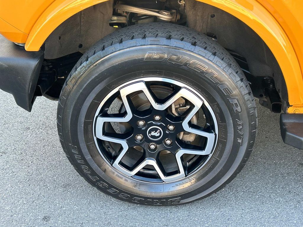 Thumbnail: 2022 Ford Bronco - 15