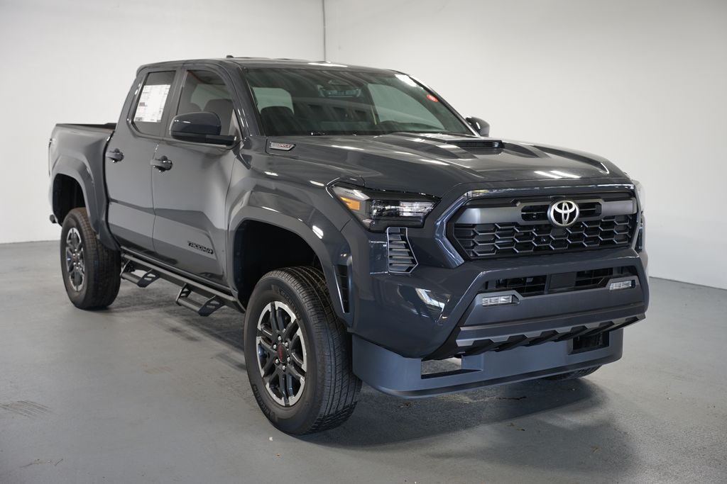 Thumbnail: 2025 Toyota Tacoma - 3
