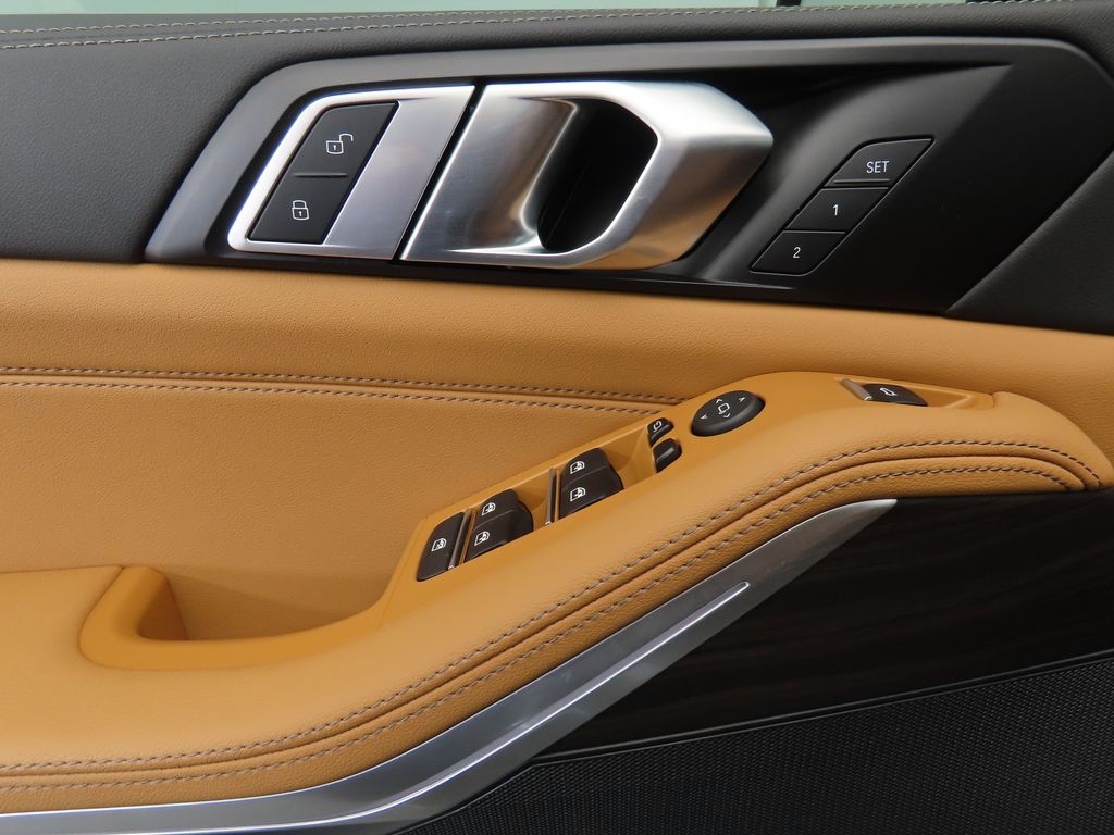 Thumbnail: 2024 BMW X5 - 24