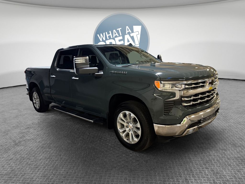 2026 Chevrolet Silverado 1500 Gris (Cypress Gray) Camioneta Todo terreno Automática