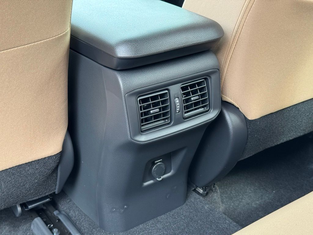 2025 Toyota RAV4 Hybrid LE photo 12