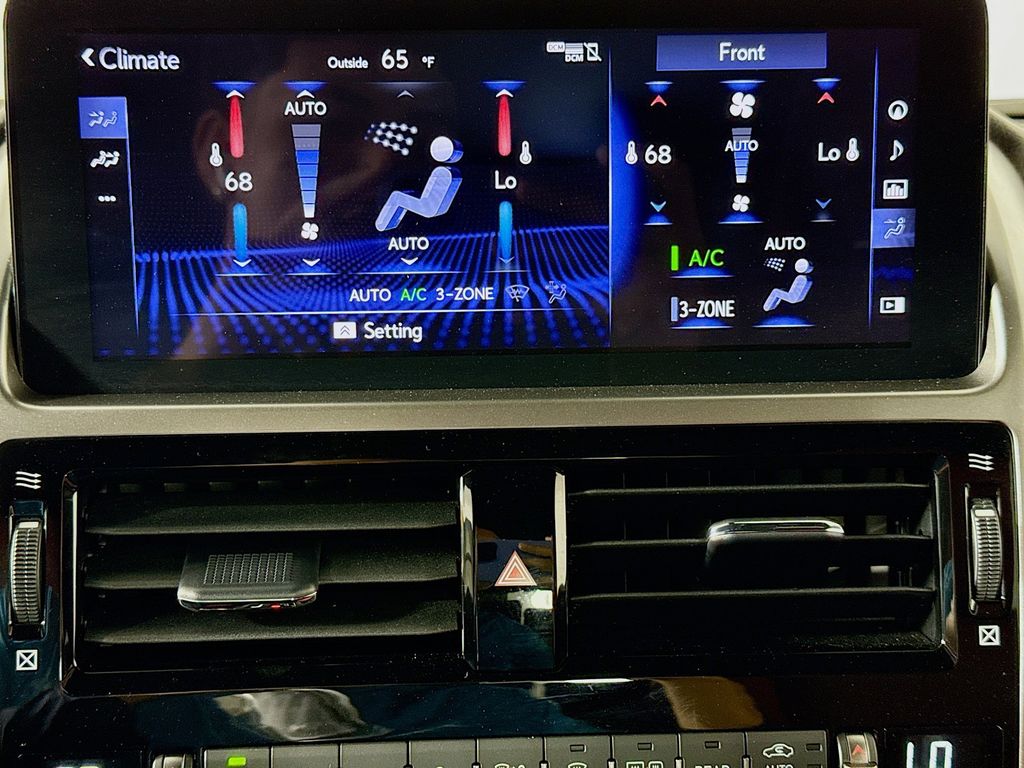 Thumbnail: 2023 Lexus GX - 16