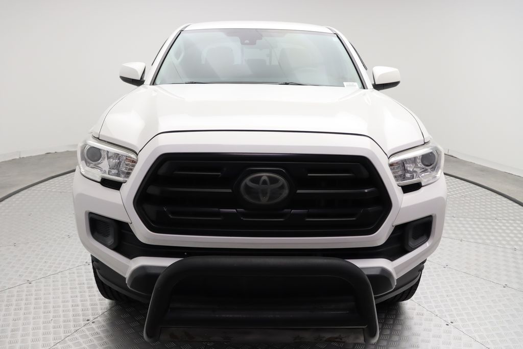 Thumbnail: 2018 Toyota Tacoma - 5