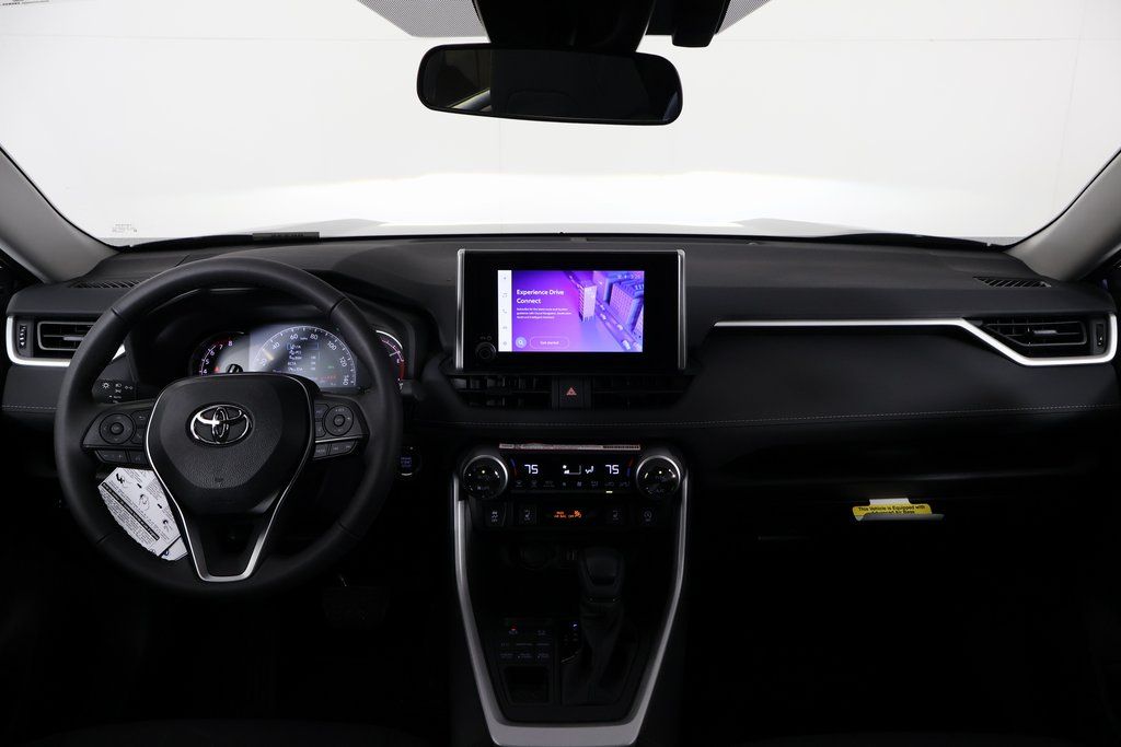 Thumbnail: 2025 Toyota RAV4 - 4