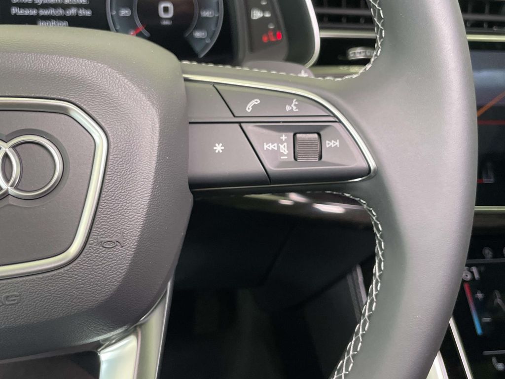 2026 Audi Q7  Black at Audi Porsche Sewickley