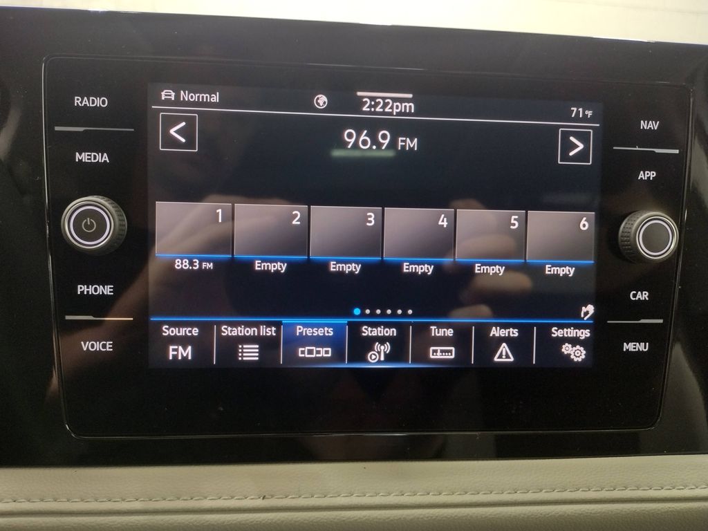 2025 Volkswagen Taos 1.5T SEL