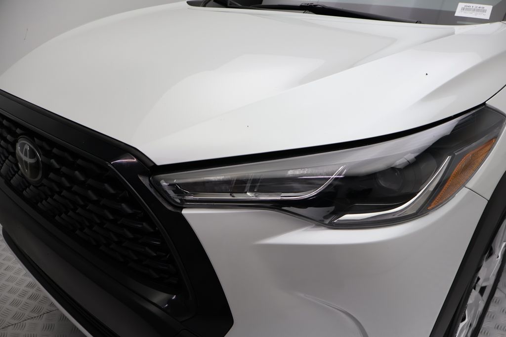 Thumbnail: 2023 Toyota Corolla Cross - 3