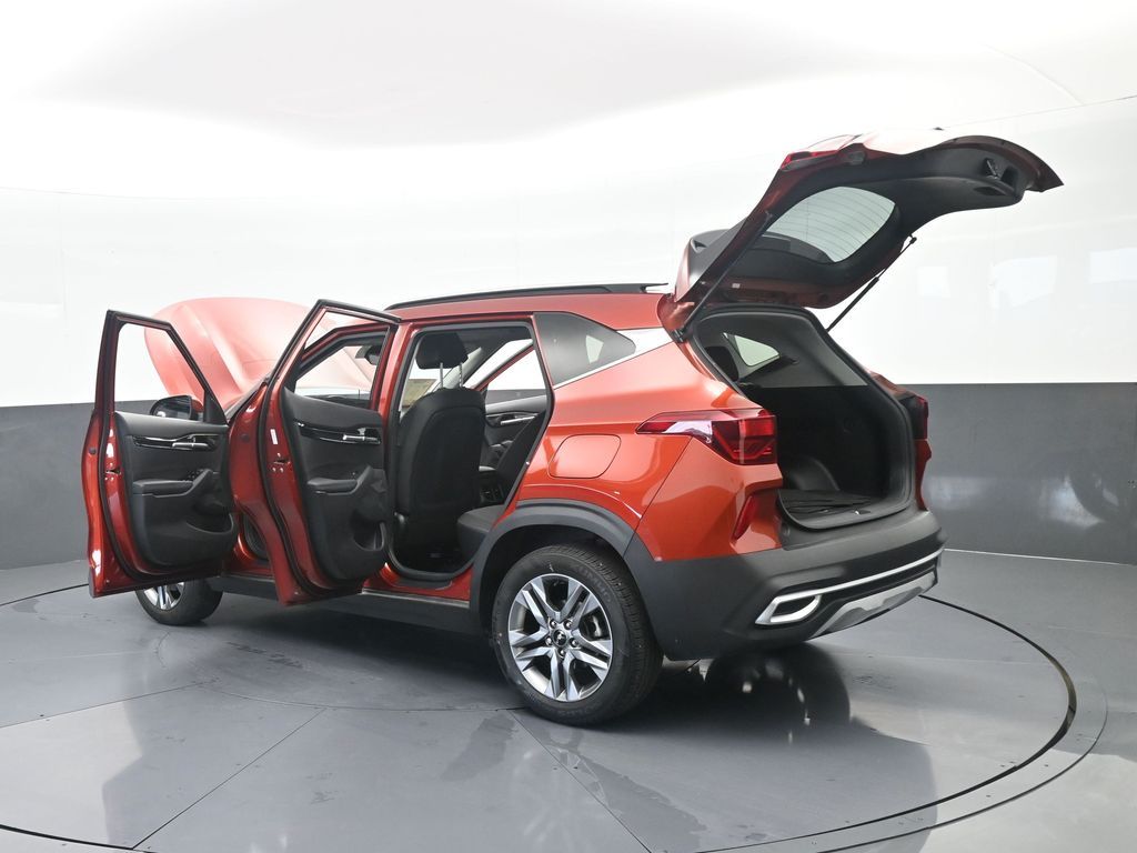 Used 2023 Mars Orange Kia S image 70