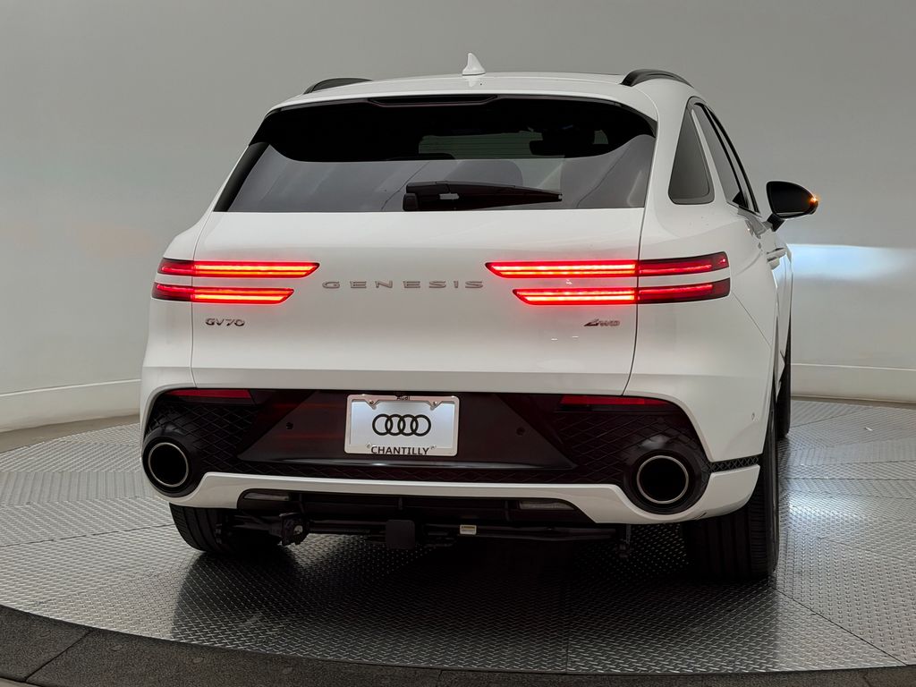 Thumbnail: 2023 Genesis GV70 - 7