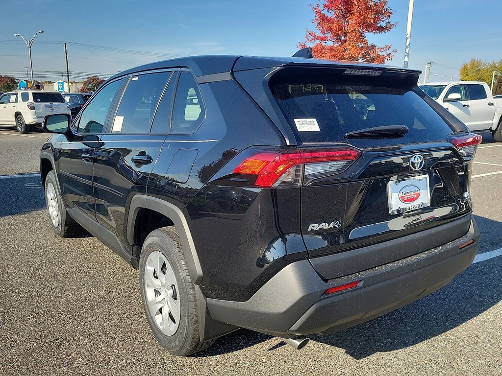Thumbnail: 2025 Toyota RAV4 - 3