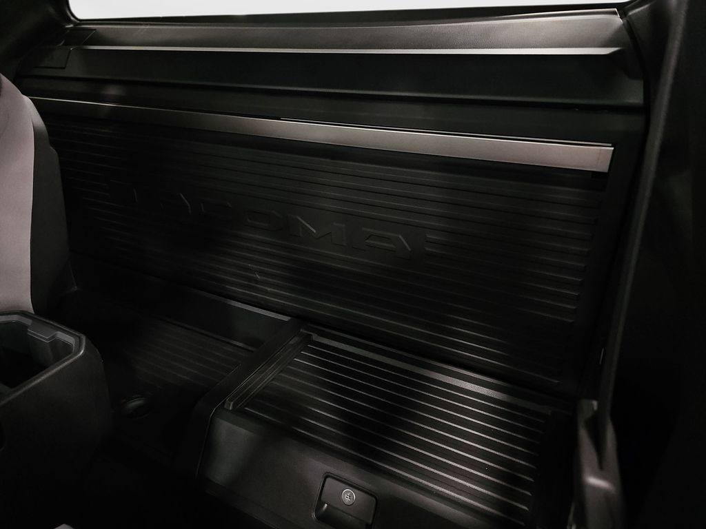 2026 Toyota Tacoma TRD PreRunner - Photo 16