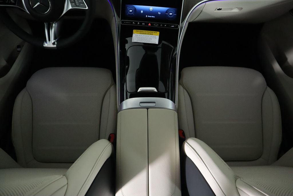 2025 Mercedes-Benz GLC 350 18