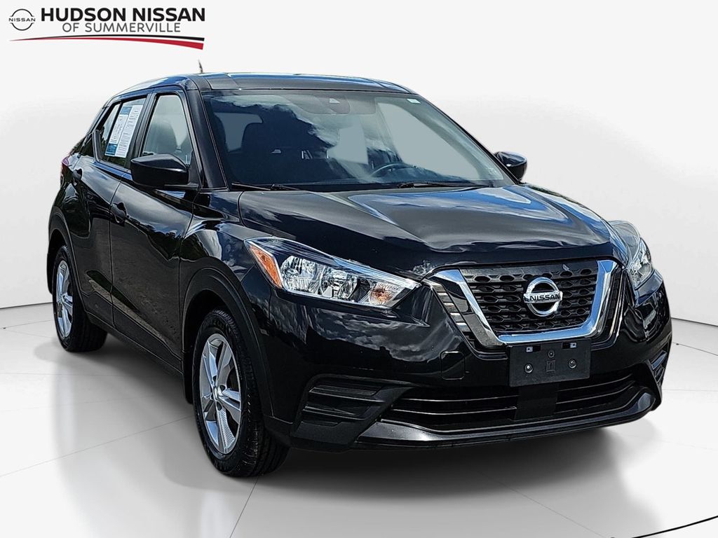 2020 Nissan Kicks S FWD