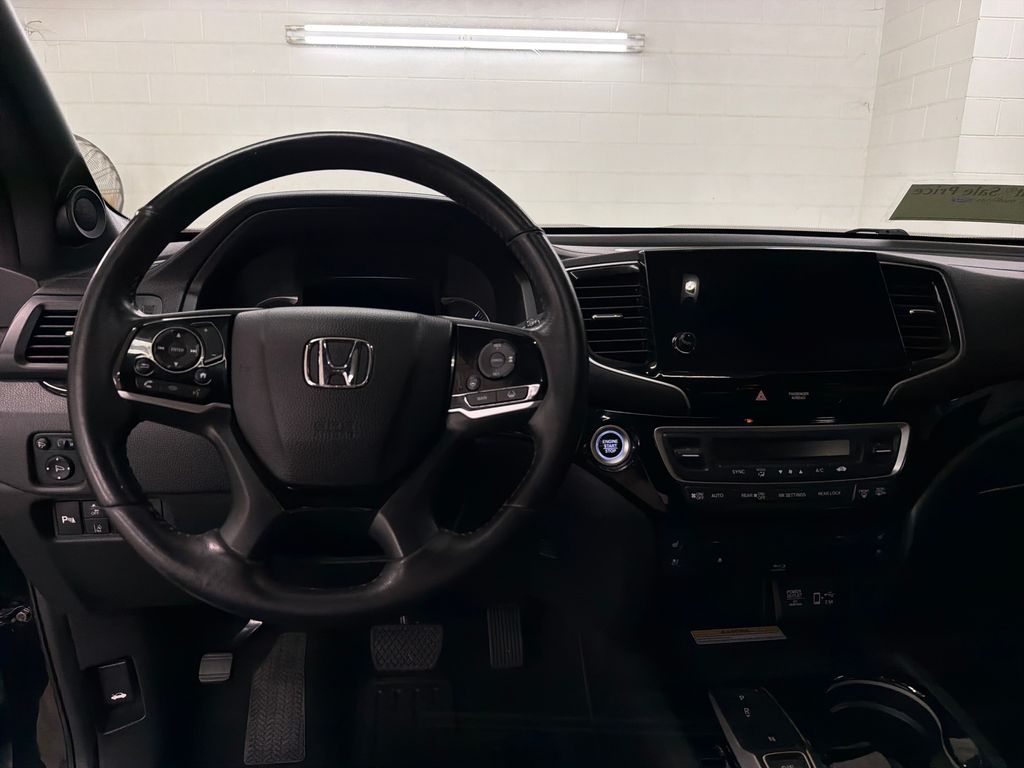 Used 2022  Honda Black Edition image 7