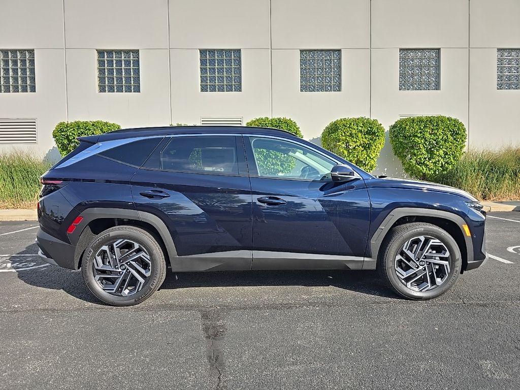 Thumbnail: 2025 Hyundai Tucson - 9